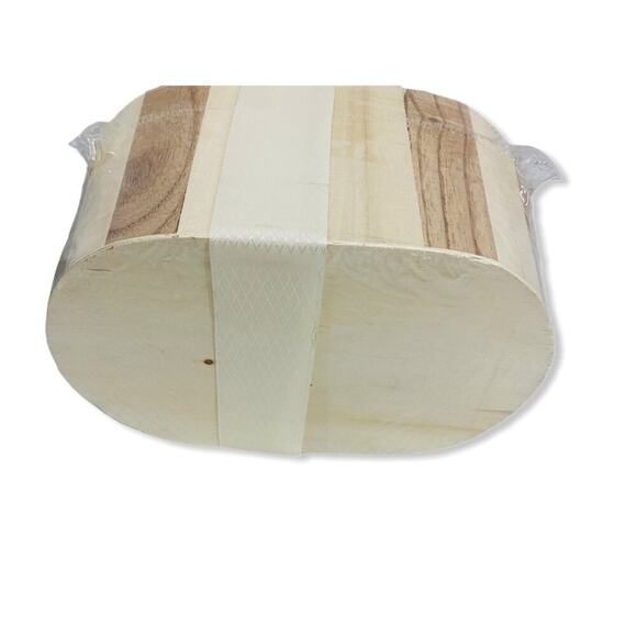 Burt's Bee Essential Kit Spa Gift Basket Welcome Home New Mom Valentine Beecause - Picture 3 of 5